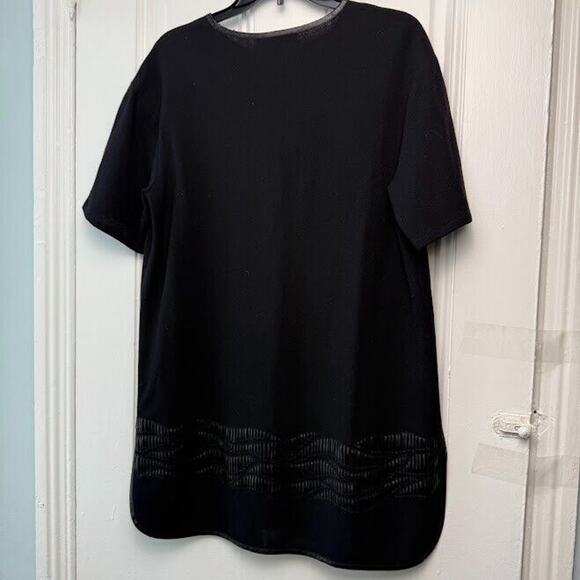 Lafayette 148 Blouse Womens 8 Black Wool Short Sleeve Split Neck Top *Flaws - Picture 8 of 10